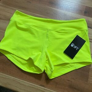 KFT Keep Moving Lined Spandex Shorts NEW XL